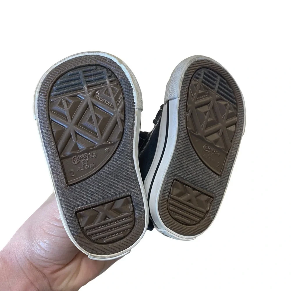 CONVERSE Chuck Taylor Classic Black and White Toddler Two Strap Sneakers Size 2